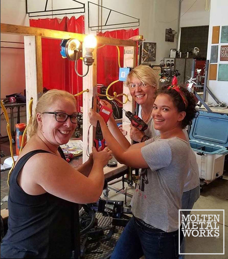 electrical3happywomen.jpg